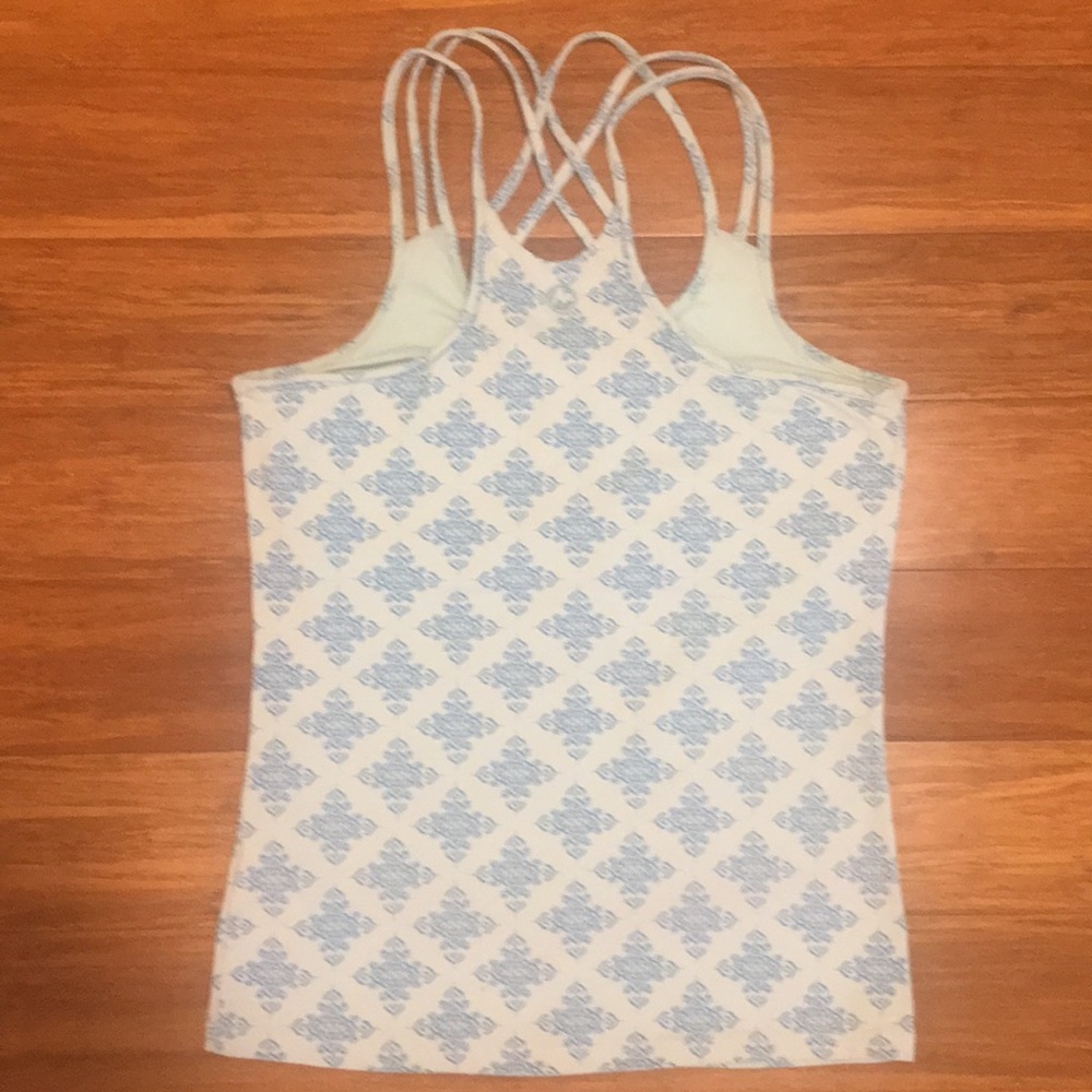 Beautiful Athletic Tank-top - Picture 2 of 2